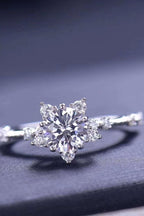 1 Carat Moissanite 6-Prong Ring Carauana Store