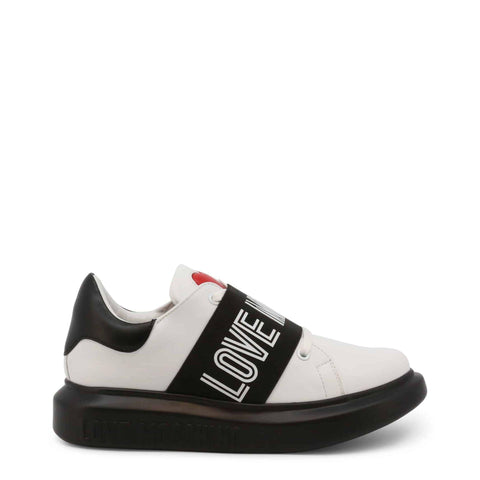 Ich liebe Moschino-Sneaker 