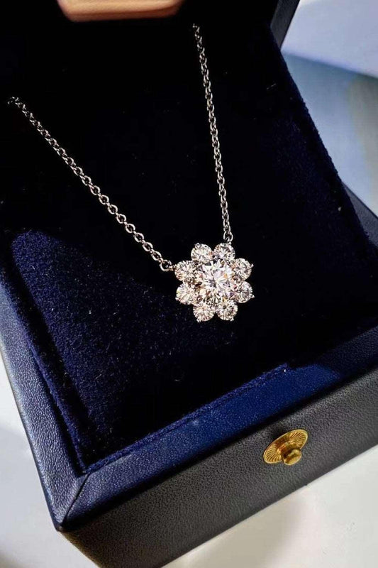 1 Carat Moissanite Floral Pendant Necklace Carauana Store