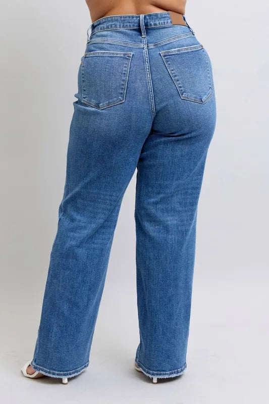Judy Blue Full Size High Waist V-Front Vintage Wash Straight Jeans Plus Size Carauana Store