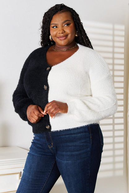 Angel Wings Woven Right Contrast Button-Front V-Neck Cardigan Carauana Store