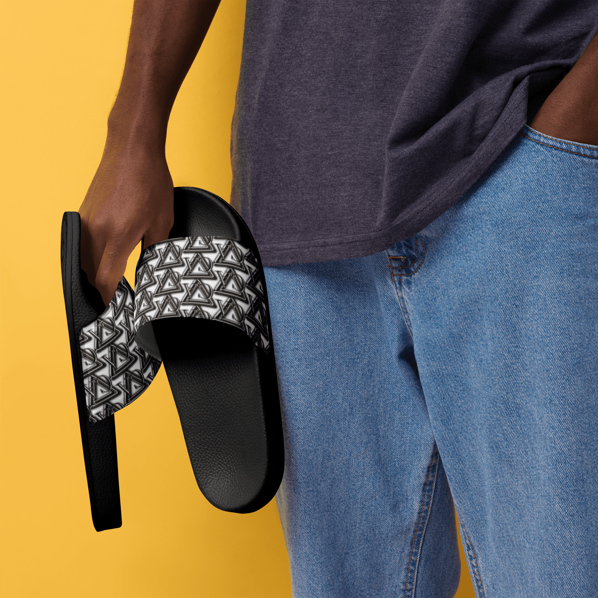 CARAUANA slides Men’s Black Branded Carauana Store